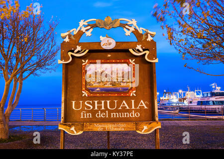 USHUAIA, ARGENTINE - 15 avril 2016 : Ushuaia Fin del Mundo (fin du monde). Ushuaia est la capitale de la province de Terre de Feu en Argentine. Banque D'Images