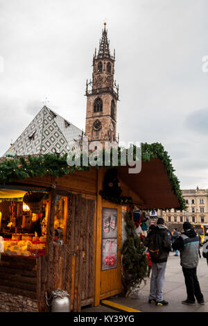 Marché de Noël, Bolzano, Bolzano, Trentin-Haut-Adige, Italie Banque D'Images