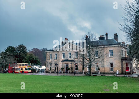 Un bus local à Stanmer Park, Brighton Banque D'Images