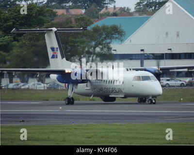 TF-SIF, un de Havilland Canada DHC-8 Dash (8) exploité par la Garde côtière islandaise, à l'aéroport de Prestwick en Ayrshire. Banque D'Images