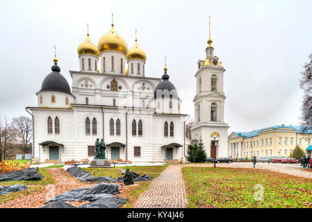 Dimitrov, RUSSIE - novembre 11,2017 : Cathédrale de l'Assomption au Kremlin en ville Dmitrov Banque D'Images