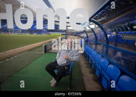 Gary Cerveau, manager de Tranmere Rovers, photographié à l'club de football Prenton Park Stadium. Cerveau a été nommé manager du club à l'été 2015, à la suite de leur relégation jusqu'à la Ligue nationale. Les routiers avaient été membres de la Ligue de football de 1921 jusqu'à leur rétrogradation en Angleterre est cinquième niveau. Banque D'Images