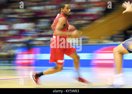 Brisbane, Australie, Quensland. 14Th Jan, 2018. Bryce des Wildcats en coton (# 11) dribble le ballon pendant le match entre la NBL 14 balles de Brisbane et les Wildcats de Perth au Centre de Convention et d'exposition de Brisbane le 14 janvier 2018 à Brisbane, Australie. Credit : Albert Perez/ZUMA/Alamy Fil Live News Banque D'Images