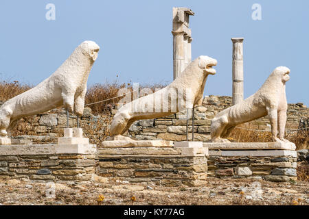 Vestiges des statues sur la garde côtière canadienne lion Cycladean île de Delos, Mykonos, Grèce, été 2017. Banque D'Images