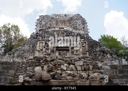 Ancienne pyramide en ruine, le Mexique Chicanna Banque D'Images