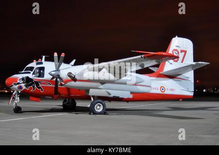 Sécurite Civile S-2FT FIRECAT F-ZBEY Banque D'Images