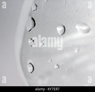 La condensation à l'intérieur de la bouteille en plastique Banque D'Images