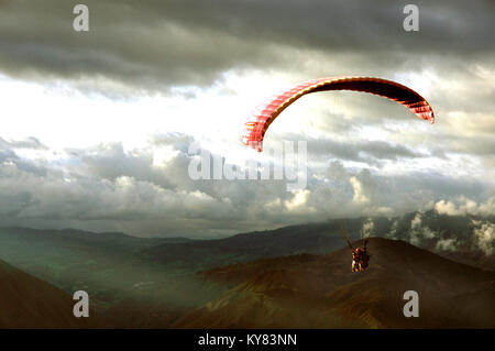 Vol parapente en Tierra Negra Merida Venezuela Banque D'Images