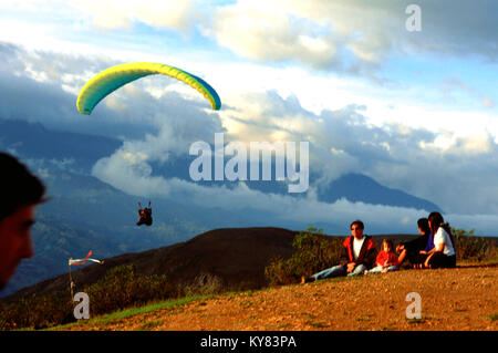 Vol parapente en Tierra Negra Merida Venezuela Banque D'Images