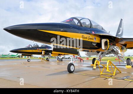 Les Aigles noirs de l'équipe de voltige de l'Armée de l'air de la République de Corée. Le 53e Groupe de démonstration aérienne. Le vol Korean Aerospace Industries T-50 Golden Eagle Banque D'Images