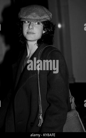 Debra Winger dans la ville de New York. 24 mars 1984 © RTMcbride MediaPunch / Banque D'Images