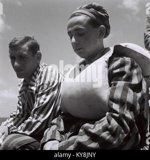 Les enfants sauvés de la CAMP DE CONCENTRATION DE BUCHENWALD À BORD DU 'MATAROA" À HAIFA PORT. ניצולי ממח שואה ילדים, 0171 Banque D'Images