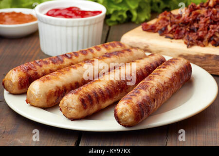 Saucisses grillées pour hot dog Banque D'Images