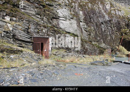 La porte d'entrée pour le complexe souterrain à Manod mine d'ardoise où la peinture du Musée des beaux-arts ont été cachés pendant la Seconde Guerre mondiale. Banque D'Images