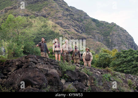 Takumi : Bienvenue dans la jungle est une action 3D du film d'aventure réalisé par Jake Kasdan et écrit par Chris McKenna, Erik Sommers, Scott Rosenberg et Jeff Pinkner. Cette photo est pour un usage éditorial uniquement et est l'auteur de la société film et/ou le photographe attribué par le film ou la société de production et ne peut être reproduite que par des publications dans le cadre de la promotion du film ci-dessus. Un crédit obligatoire pour l'entreprise de film est nécessaire. Le photographe devrait également être portés lorsqu'il est connu. Banque D'Images