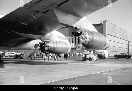 DC-8-33 SAS, les premiers moteurs à réaction, "straight jet'. Les appareils au sol Banque D'Images