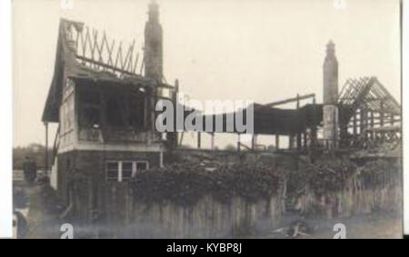 Le Nevill Pavilion à Royal Tunbridge Wells, en Angleterre, est un lieu de sport remarquable principalement utilisé pour le cricket, associé au Kent County Cricket Club et reconnu pour sa conception du début du XXe siècle. Banque D'Images