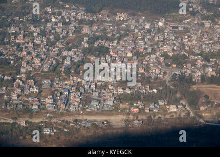 Voir des banlieues dans la gorge de Seti Gandaki à Pokhara, Népal Banque D'Images