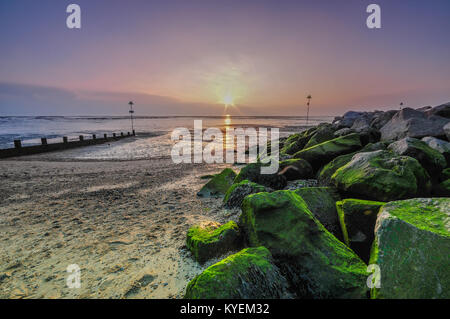 Beuatiful coucher de soleil sur le lagon à Southend on sea Banque D'Images