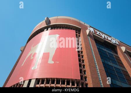 Signer avec logo au siège social de la société de jeu Zynga dans le South of Market (SoMa) quartier de San Francisco, Californie, 13 octobre 2017. SoMa est connu pour avoir la plus forte concentration d'entreprises technologiques et d'entreprises d'une région à l'échelle mondiale. () Banque D'Images