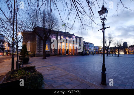 Conseil de ville de Salisbury et Guildhall immeuble de bureaux dans le centre-ville de Salisbury, Royaume-Uni Banque D'Images