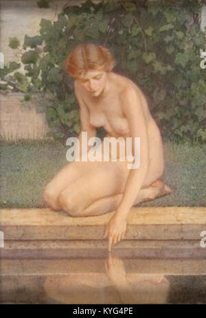 Cette peinture de 1907 de Lucia Fairchild Fuller, 'près d'une claire fontaine', représente une figure près d'une fontaine claire, mettant l'accent sur le paysage naturel et le style artistique du début du XXe siècle. Banque D'Images