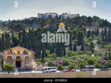 Paramic vue du Mont des Oliviers à l'Église toutes les nations à l'avant et à l'Église de Marie de Magdala sur l'arrière-plan Banque D'Images