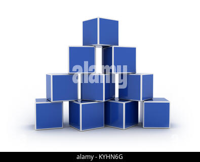 Pyramide des boîtes bleues empilées sur fond blanc Banque D'Images