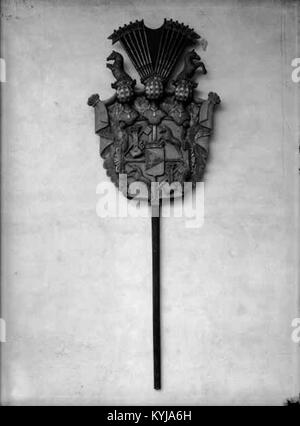 Cette photographie représente Riddarholmskyrkan à Stockholm, montrant son architecture historique et ses liens funéraires royaux. L'image souligne l'importance culturelle et historique de l'église. Banque D'Images