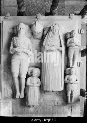 Photographie de Storkyrkan, la plus ancienne église de Stockholm, consacrée en 1306, située entre le palais de Stockholm et Stortorget à Gamla Stan. Elle sert de cathédrale au diocèse de Stockholm. Banque D'Images