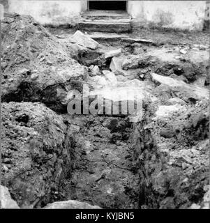 Stora Kils ödekyrkogård en Suède est un cimetière historique abandonné, remarquable pour ses gravures, ses croix de pierre et son patrimoine culturel local. Banque D'Images