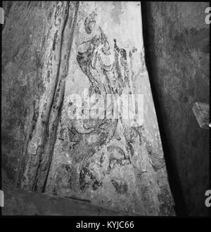 Storkyrkan, officiellement nommée Sankt Nikolai kyrka, est la plus ancienne église de Stockholm, consacrée en 1306. Situé à Gamla Stan, il a été fondé au XIIIe siècle et a subi d'importantes expansions aux XIVe et XVe siècles, atteignant sa forme actuelle d'église à cinq nefs en 1480. L'apparence baroque de l'église a été établie au XVIIe siècle pour s'aligner avec le palais royal voisin. Il a accueilli de nombreux événements royaux. Banque D'Images