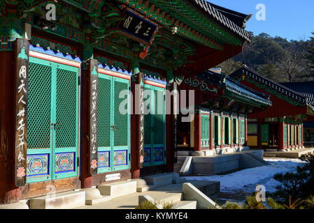 Le temple Woljeongsa dans la montagne Odaesan, Corée du Sud Banque D'Images