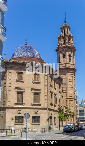 Clocher de l'église dans le quartier de Russafa Valencia, Espagne Banque D'Images