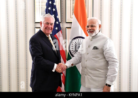 Le secrétaire d'État américain Rex Tillerson a rencontré le premier ministre indien Narendra Modi à Washington, DC, le 26 juin 2017, pour discuter des relations entre les États-Unis et l'Inde et de la coopération bilatérale sur diverses questions. Banque D'Images