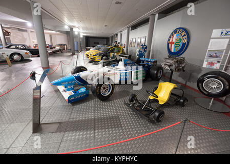 Salamanque, Espagne - 29 décembre 2017 : Michael Schumacher Benetton Renault 1995 voiture de Formule 1 au musée de l'histoire de l'automotion , à Salamanque. Banque D'Images