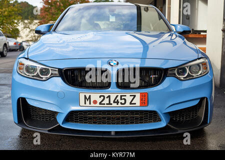 Yaz Marina Blue BMW M3 Banque D'Images