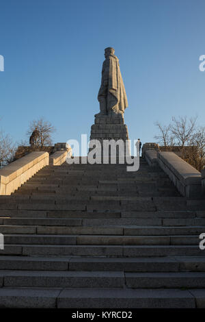 PLOVDIV, BULGARIE - 26 mars 2017 - L'avis du soldat inconnu, monument à Plovdiv, Bulgarie. L'Aliosha monument est situé sur l'une de l'hi Banque D'Images