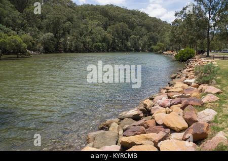 Apple Tree Creek de pique-nique dans la région de Ku Ring gai Chase National Park au nord de Sydney, Australie Banque D'Images
