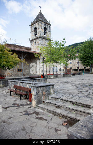 Asador Etxebarri est un restaurant espagnol à Atxondo, Pays Basque qui a été élu 6e meilleur au monde dans World's 50 Best Restaurant list en 2018. Banque D'Images