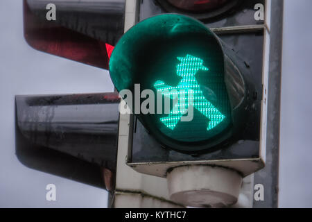 Feux de circulation allemand Ampelmann à Lübeck Banque D'Images