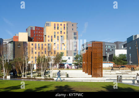 Vancouver City Park à Birmingham avec Unite Bâtiments logement étudiant Banque D'Images