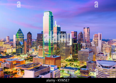 Dallas, Texas, USA sur la ville. Banque D'Images