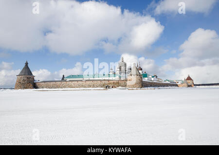 L'hiver à Solovki. Vue sur le Monastère de Solovetsky et la forteresse de pierre. La Russie, Moscow Banque D'Images