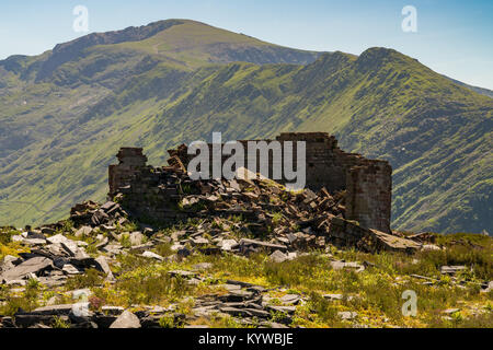 Maison à l'abandon à Dinorwic carrière près de Llanberis, Gwynedd, Pays de Galles, Royaume-Uni Banque D'Images