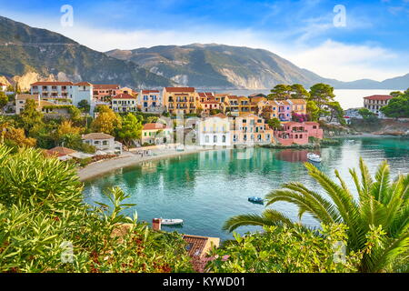 Village d'Assos, l'île de Céphalonie, Grèce Banque D'Images