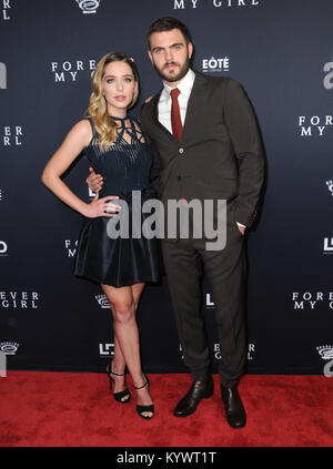 West Hollywood, Californie, USA. 16 janvier, 2018. JESSICA ROTHE ET ALEX ROE assister à 'Forever My Girl' Los Angeles Premiere tenue à l'hôtel London West Hollywood. Credit : Birdie Thompson/AdMedia/ZUMA/Alamy Fil Live News Banque D'Images