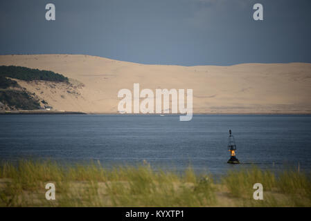 La Dune du Pilat vu de la plage de la pointe de lege Cap-Ferret, Gironde, France, Europe, Nouvelle-Aquitaine Banque D'Images