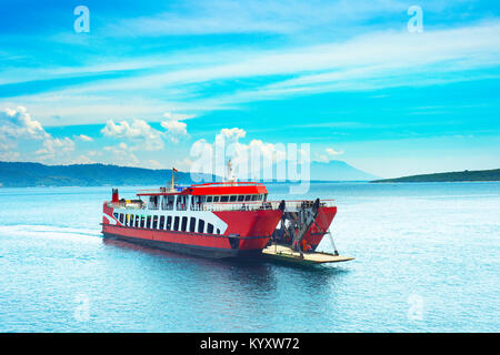 Ferry de l'île de Java à Bali isalnd. L'Indonésie Banque D'Images