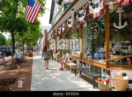 Les Hamptons, Long Island - Main Street dans le village de Southampton, New York, USA Banque D'Images